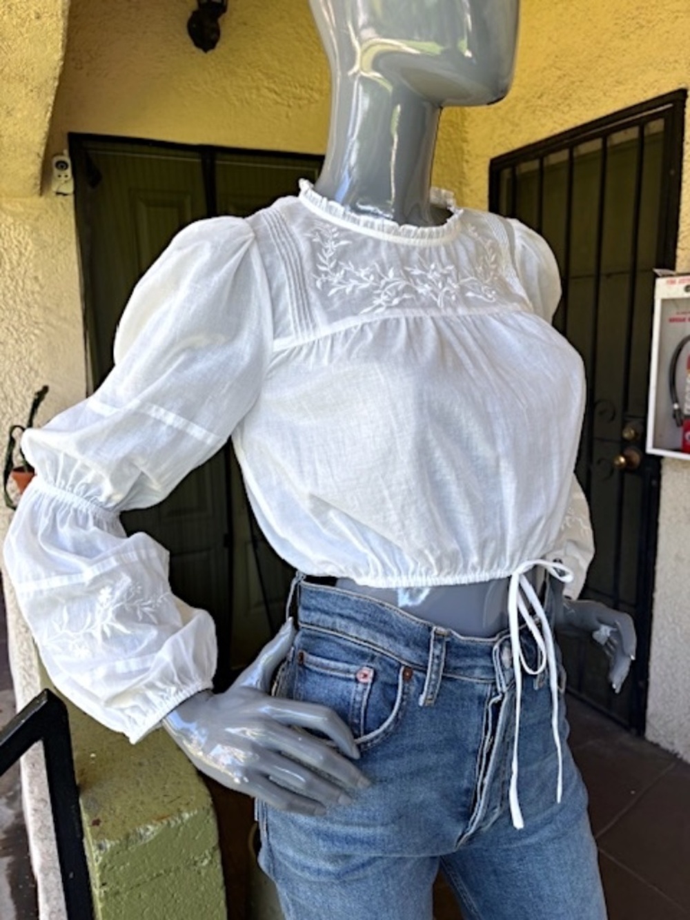 REFORMATION Embroidered Cotton Voile L/S Crop Top/Blouse NWOT/sz S - Picture 10 of 13